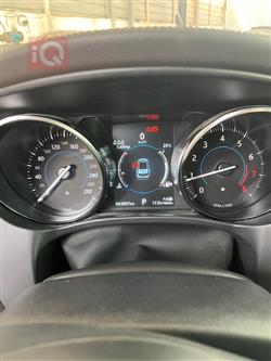 جاگوار F-Pace